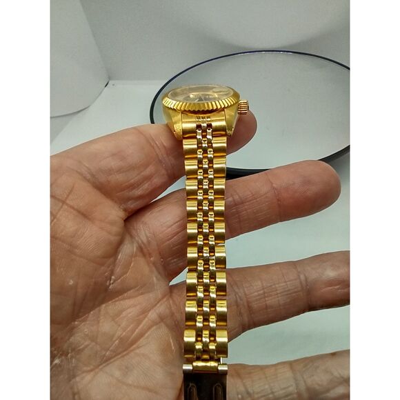 Croton 23K Gold Plated Rocky Mountain Elk Foundation W/ Date Ladies Watch main image 12